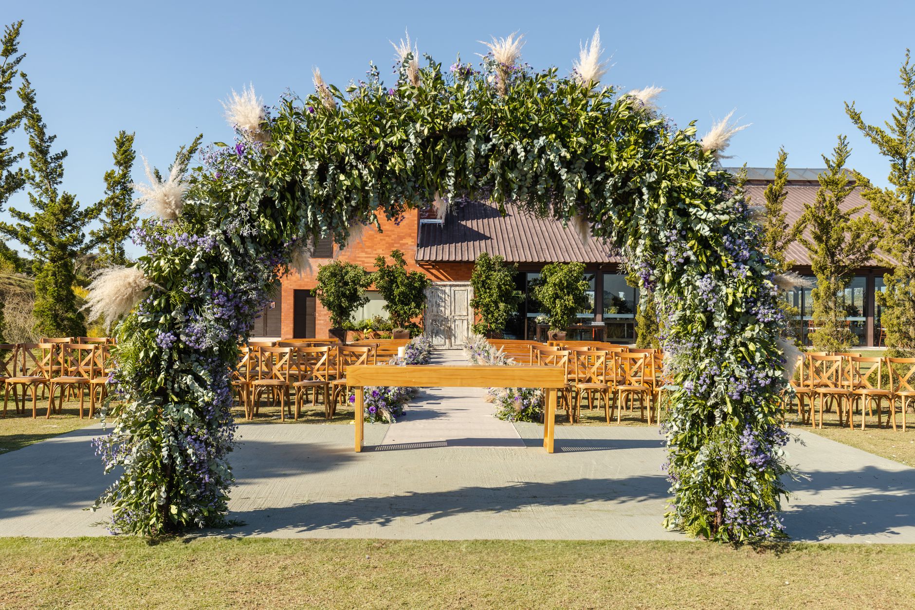 Decoración floral en boda gallega