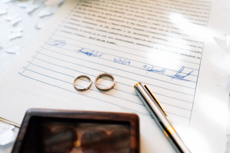 Papeleo para boda civil en Sevilla y Andalucía 2026